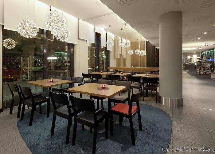 Berlin-alexanderplatz, An Ihg ホテル