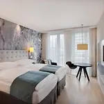 Berlin-alexanderplatz, An Ihg 4*