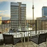 Berlin-alexanderplatz, An Ihg ホテル