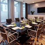 Berlin-alexanderplatz, An Ihg