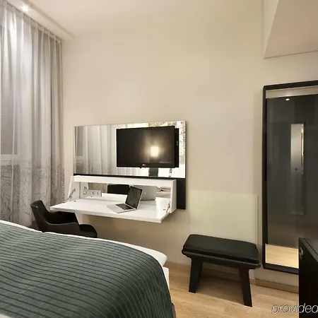 מלון Berlin-alexanderplatz, An Ihg