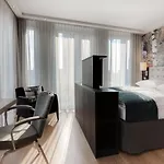Hotel Berlin-alexanderplatz, An Ihg 4*
