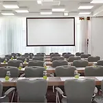 Berlin-alexanderplatz, An Ihg Berlín