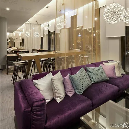 ホテル Berlin-alexanderplatz, An Ihg 4*