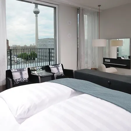 Berlin-alexanderplatz, An Ihg 酒店 4*
