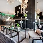 Отель Berlin-alexanderplatz, An Ihg Берлин