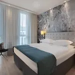 Отель Berlin-alexanderplatz, An Ihg Берлин