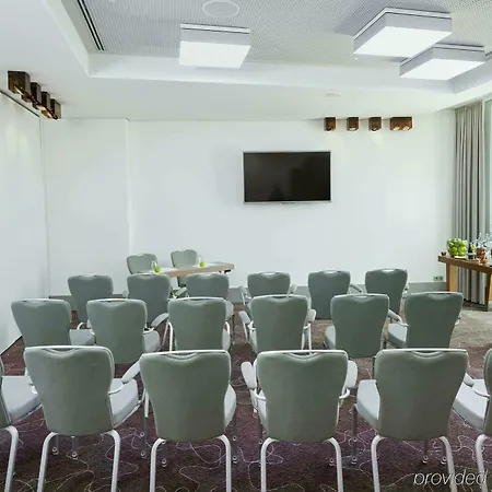 Otel Berlin-alexanderplatz, An Ihg 4*