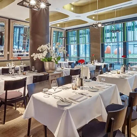 Berlin-alexanderplatz, An Ihg Otel