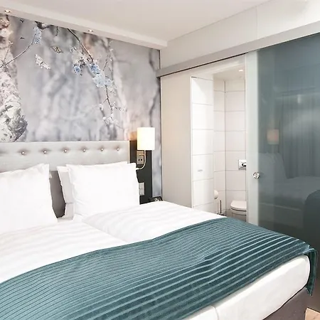 Berlin-alexanderplatz, An Ihg