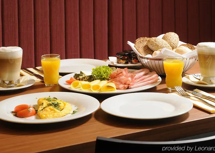 Hotel Berlin-alexanderplatz, An Ihg 4*