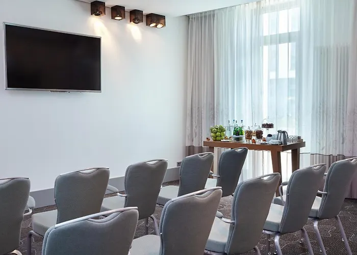 Hotel Berlin-alexanderplatz, An Ihg 4*